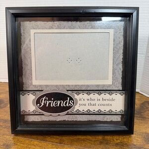 New View "Friends"‎ Picture Frame 4x6" Horizontal Opening Square Friend Gift